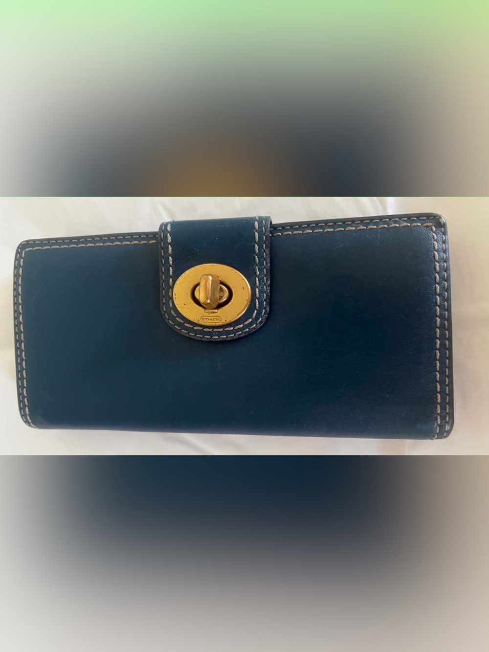 Vintage Coach Leather Wallet with Brass Turnlock